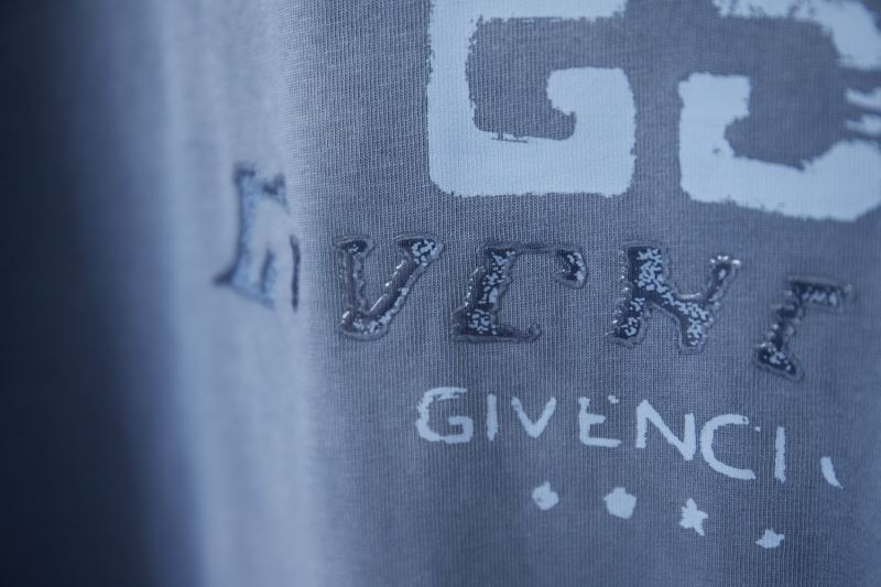 Givenchy T-Shirts